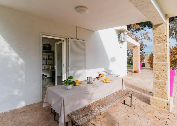 Malu - Salento Selection * Sogliano Cavour